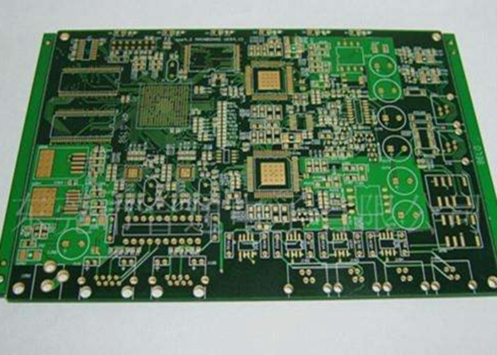 Fr4 HDi Pcb Board 2.4 มม. 4 ชั้นชุบทองความถี่สูง